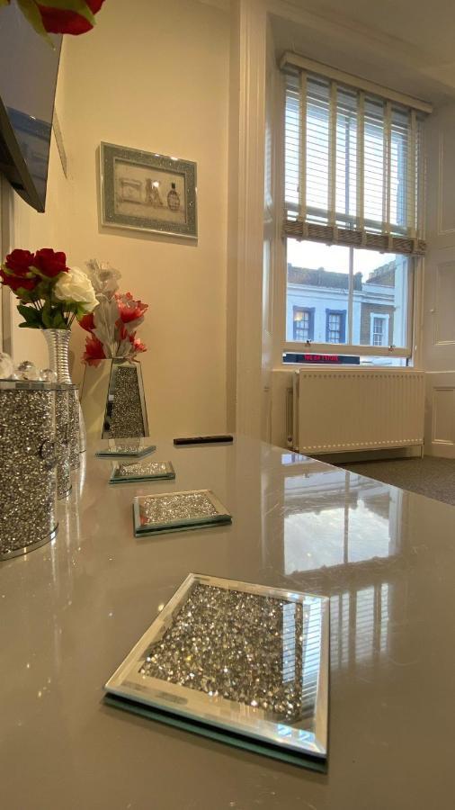 2 Notting Hill Portobello Road Amazing Location! Лондон Экстерьер фото